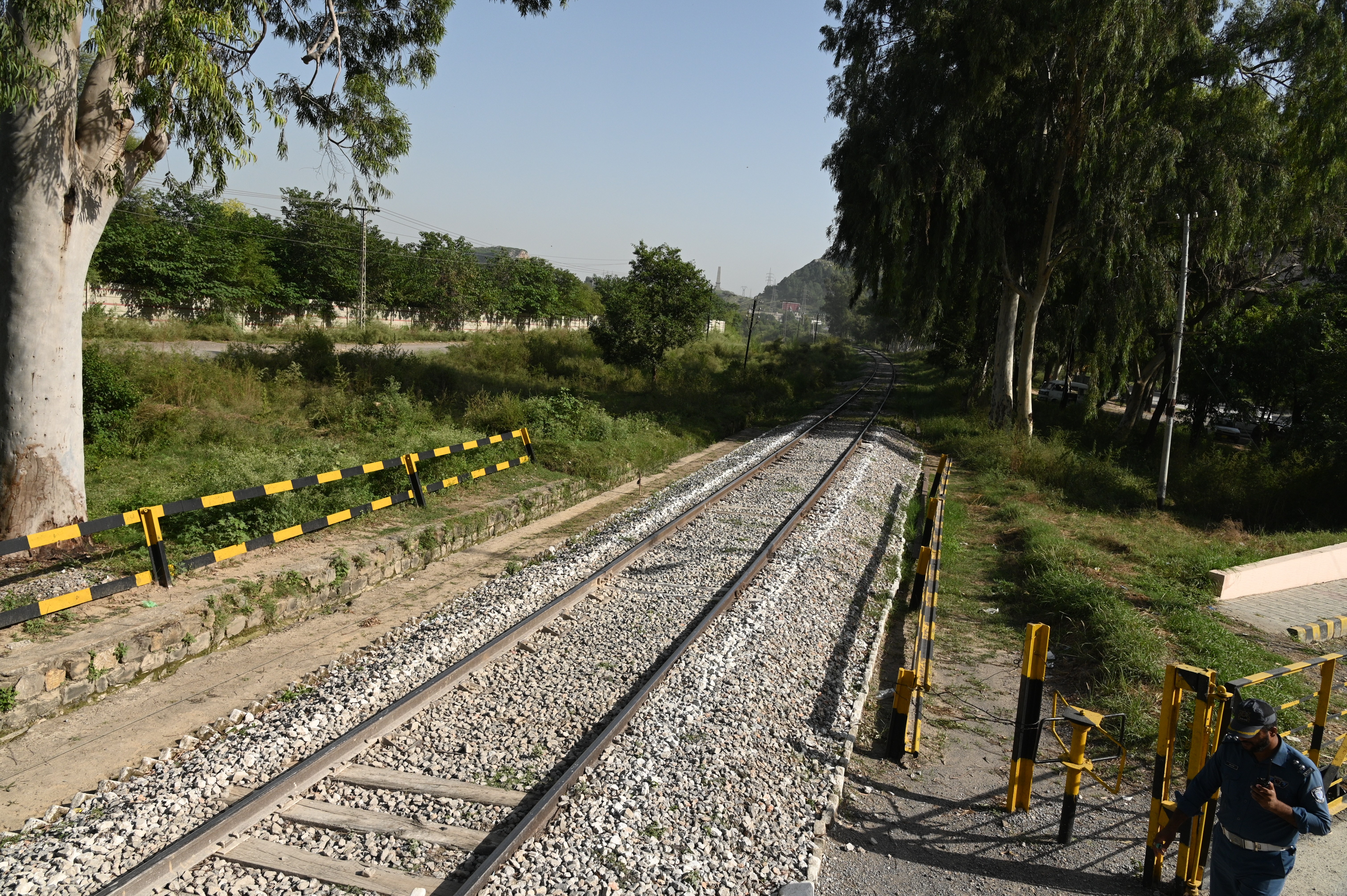 The Faisal Hills:A residential paradise that harnesses the rugged beauty of its natural terrain and the picturesque Margalla Hills.