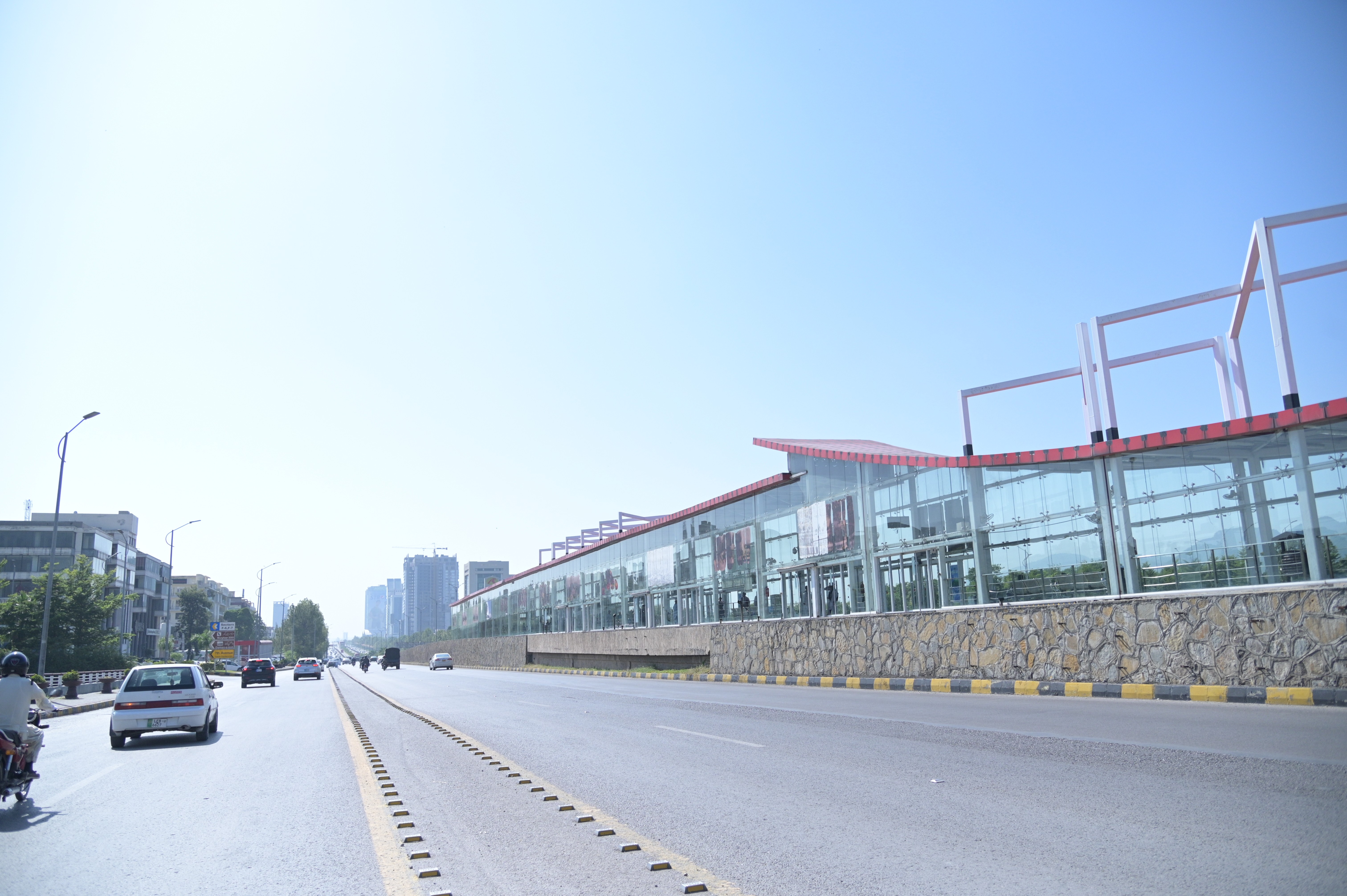 A metro bus station on 7th avenue