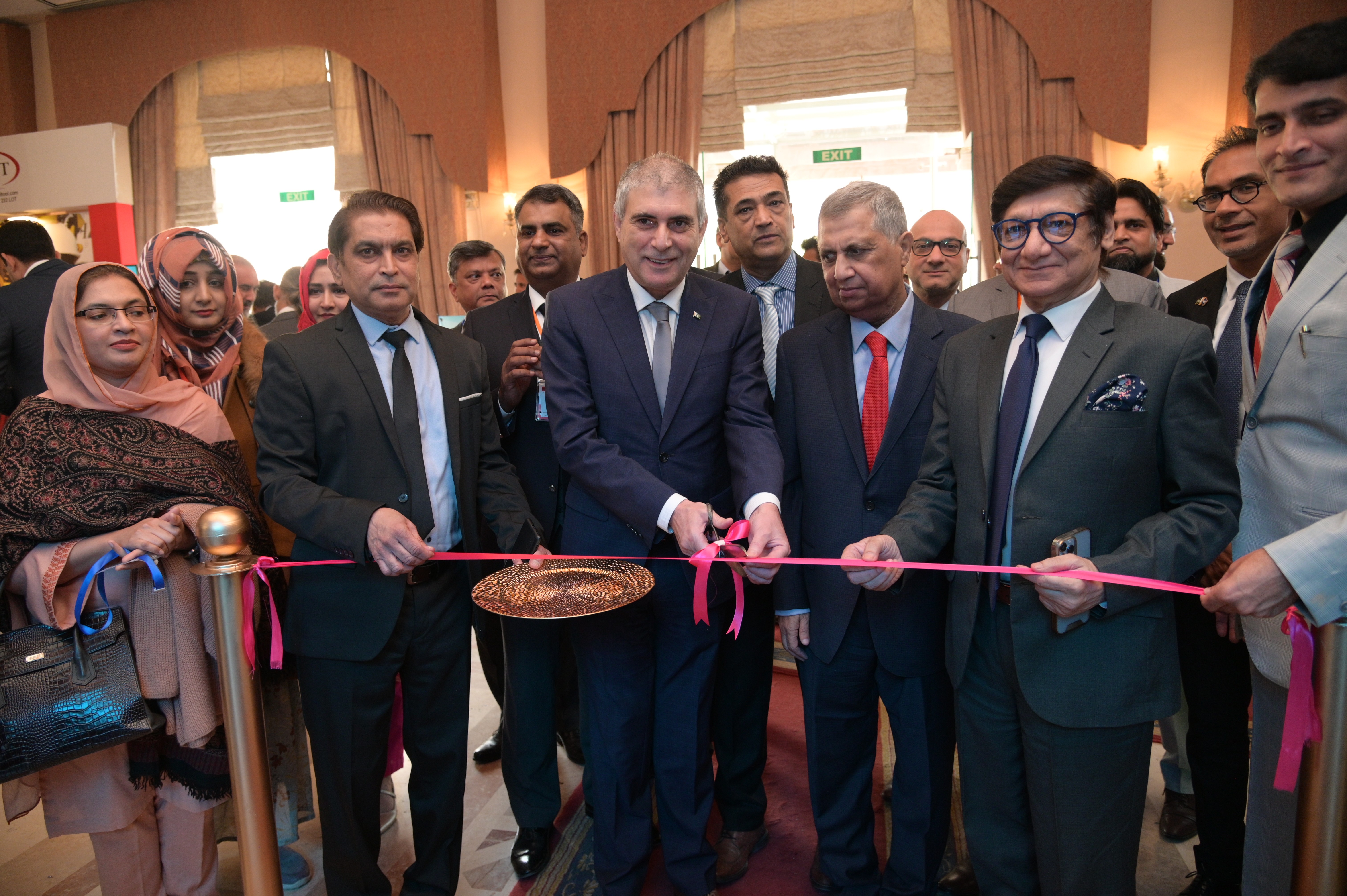 Inauguration of the exhibition at Sarena hotel