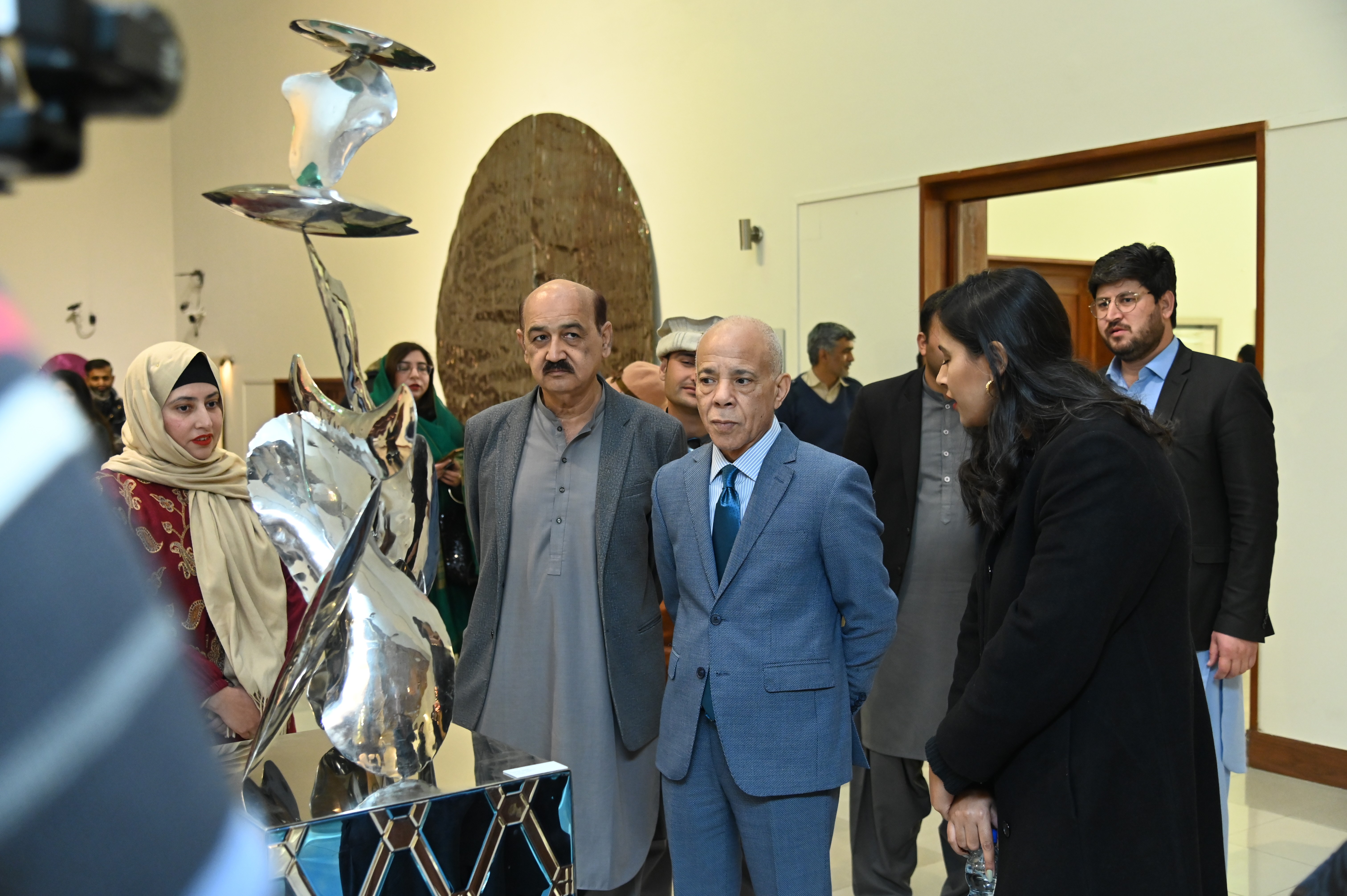 Honorable Chief guests at the Art Exhibition curated by the esteemed Aasim Akhtar, at the prestigious Pakistan National Council of the Arts
