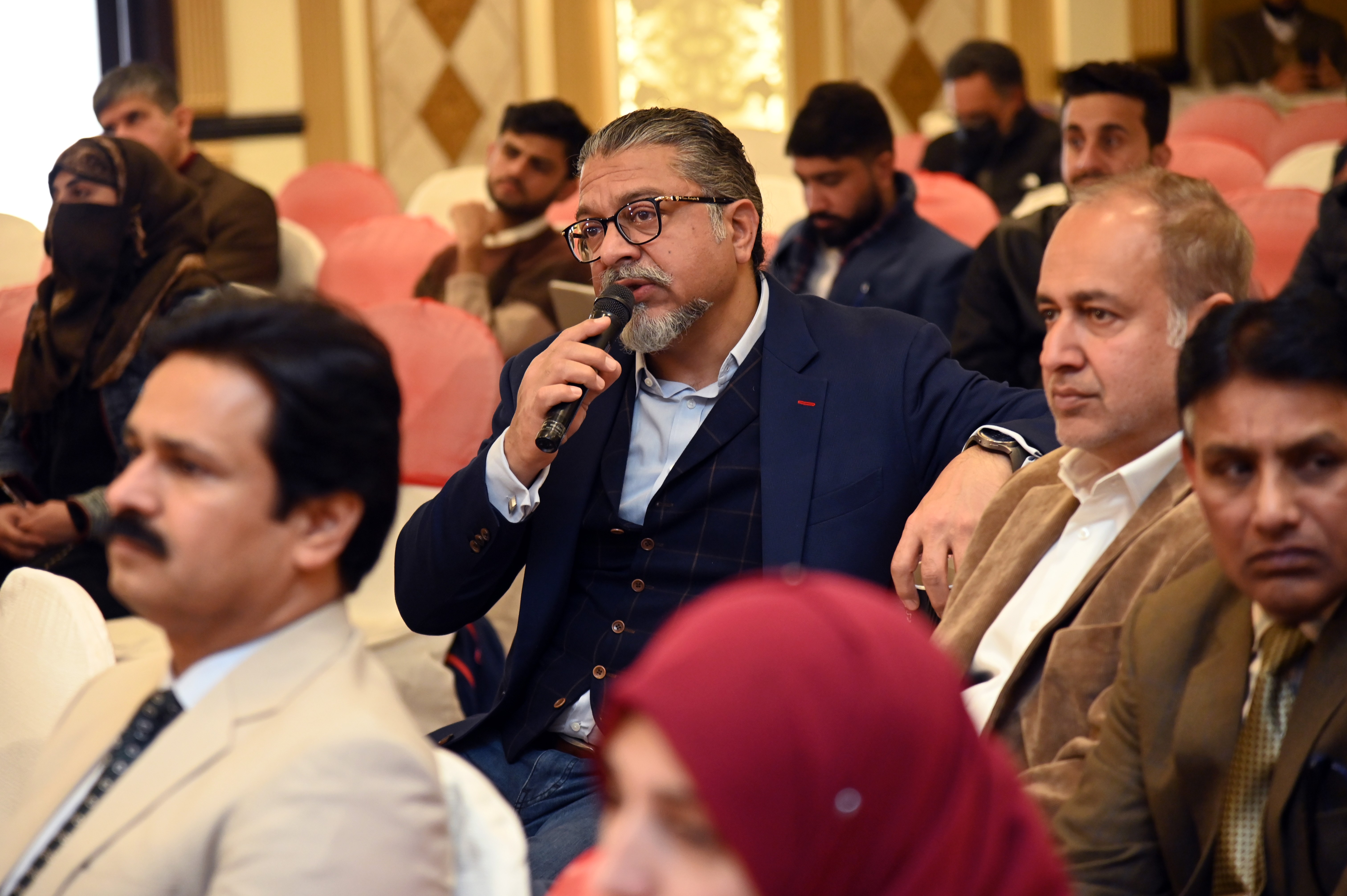 The question and answer session during the conference held at Marriot Hotel on a subject "PIDE Reform Manifesto: Transforming Economy and Society"