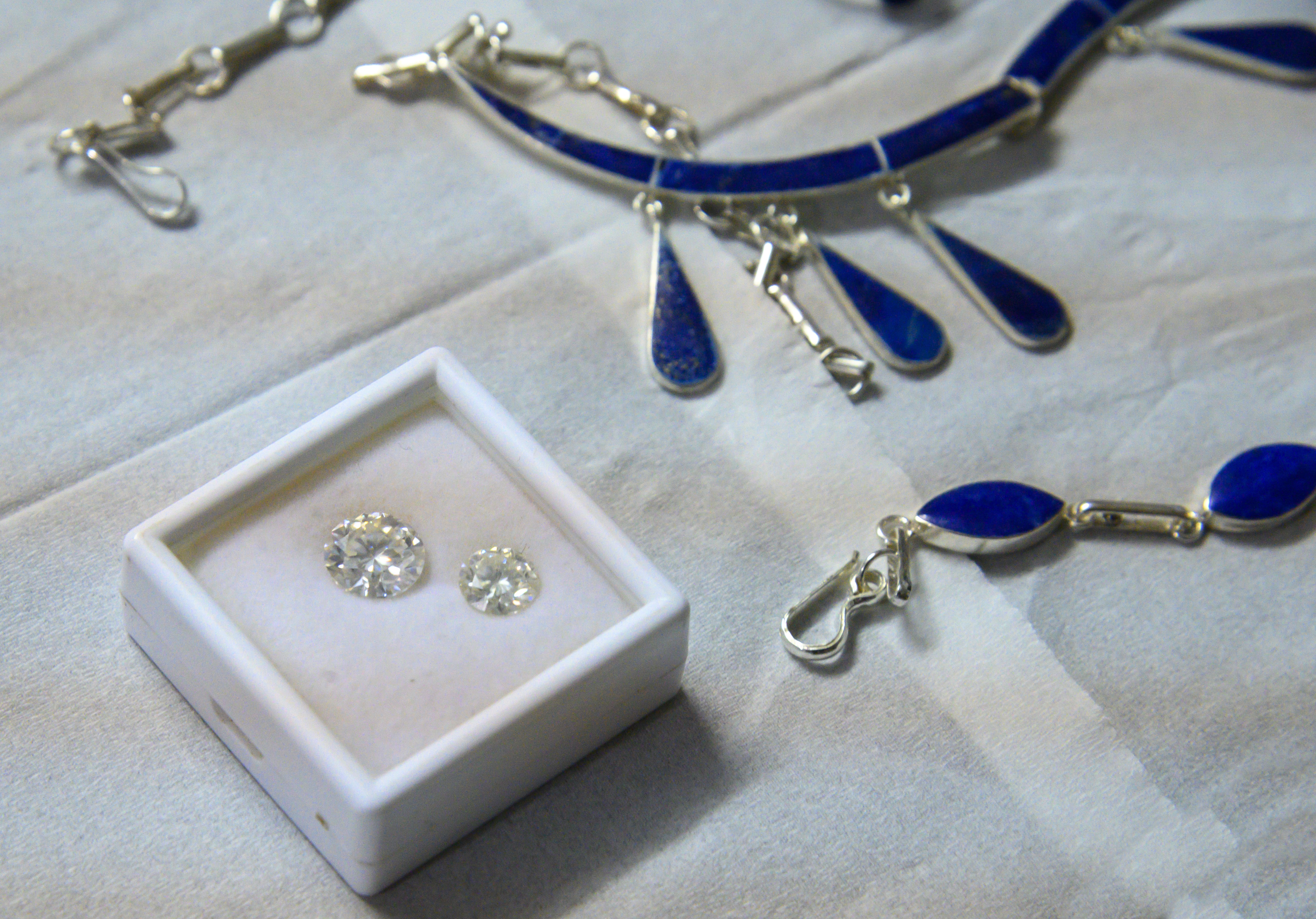 Lapis lazuli jewellery and Moissanite