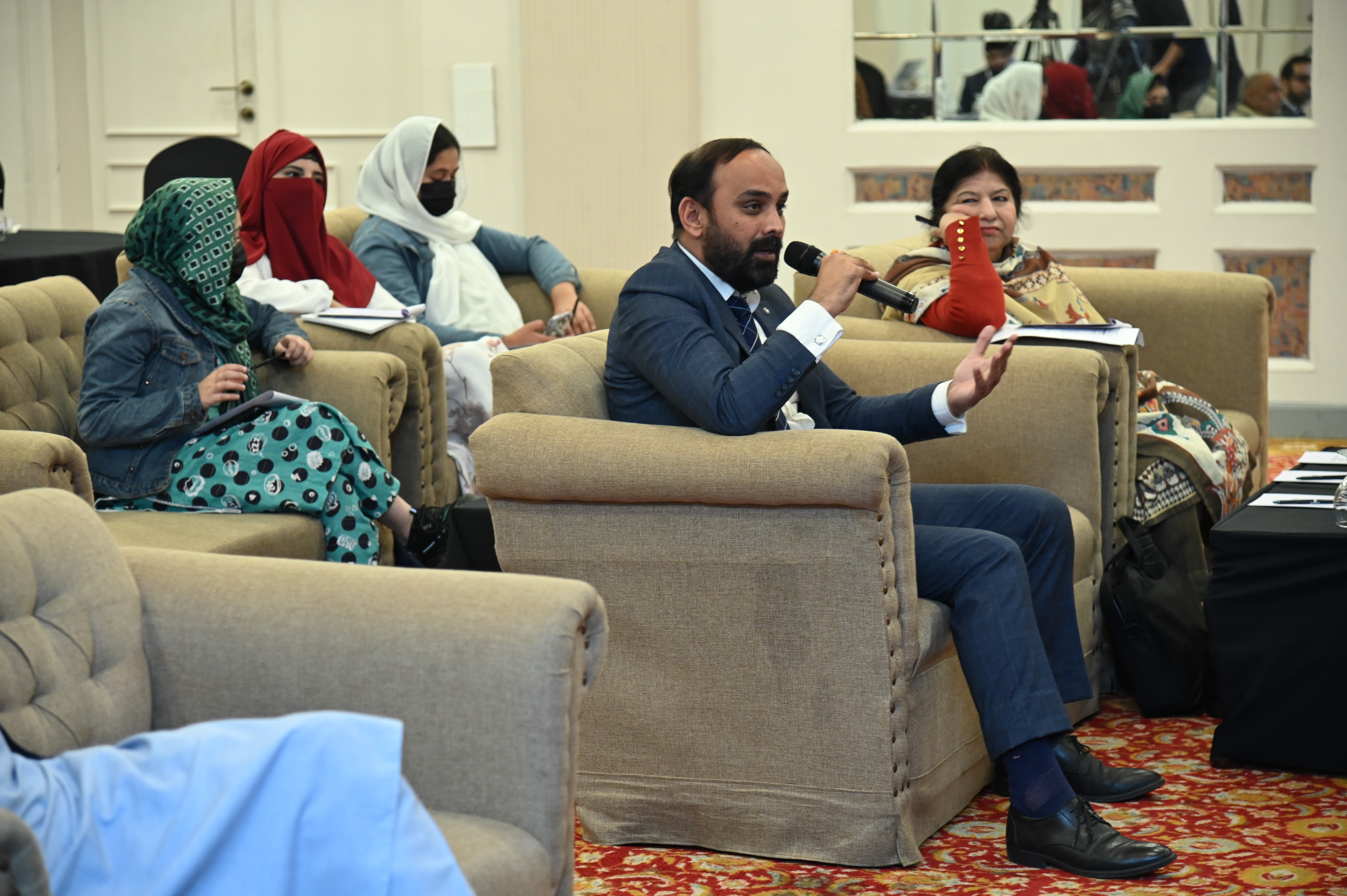 The question-and-answer session during the seminar