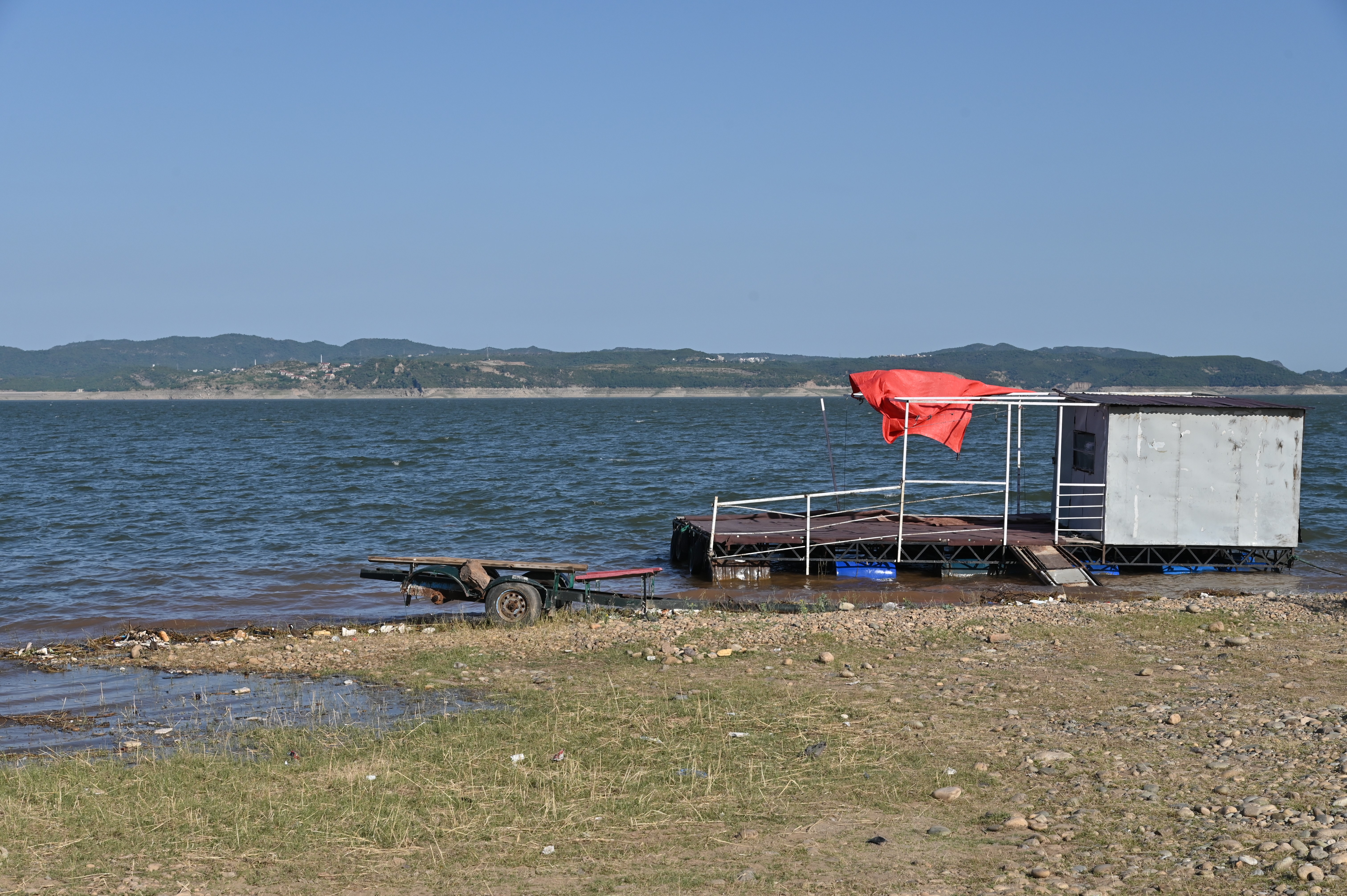 The floating cabin of a fisherman