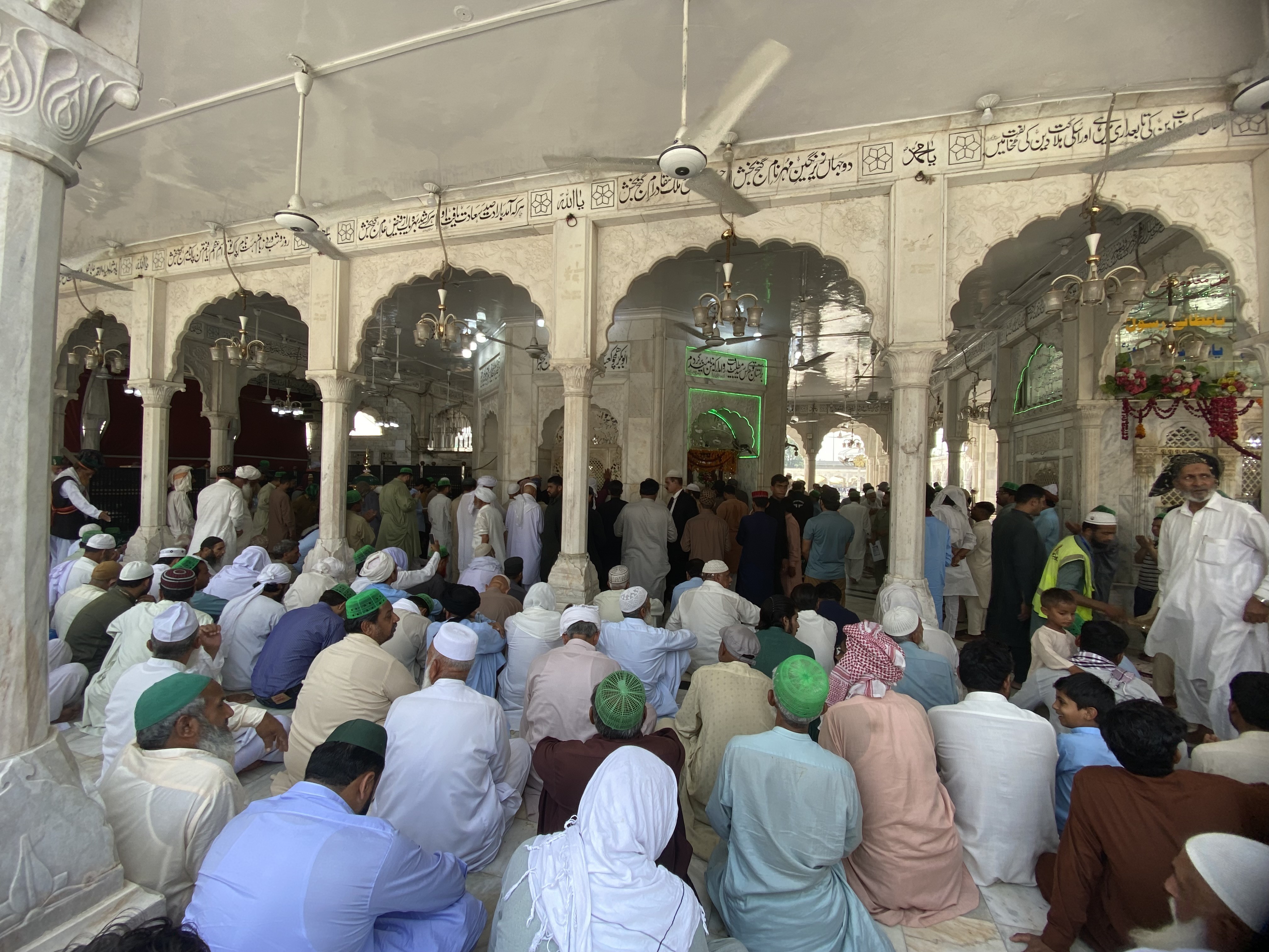 People offering prayer in Data Darbar