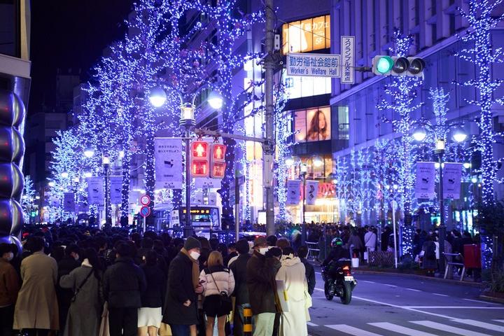Japan-Christmas-New Year 2.jpg