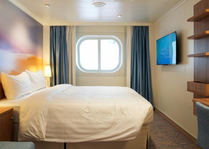 cruise ship 7.jpeg