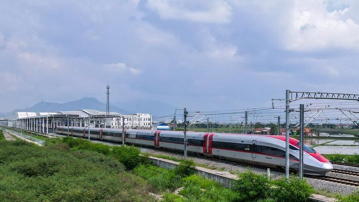 Indonesia-High Speed Railway 1.jpg