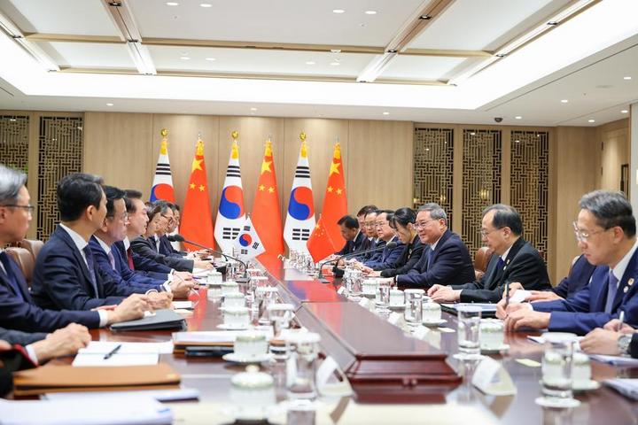 S.Korea-Chinese Premier-Urge 1.jpeg